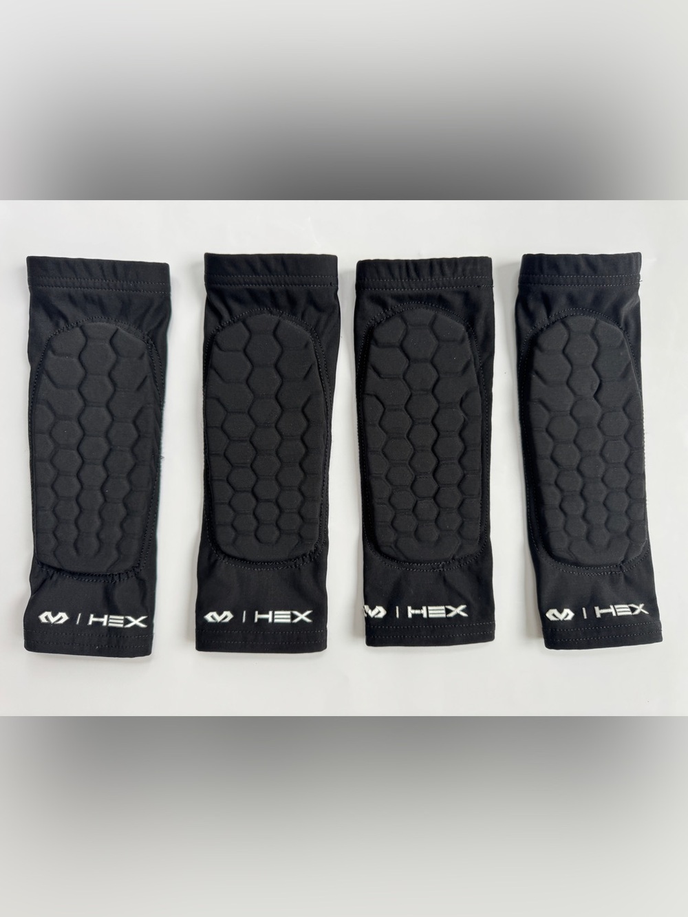 2 Pairs MCDAVID HEX Forearm Padded football sleeves Black Adult XS EUC